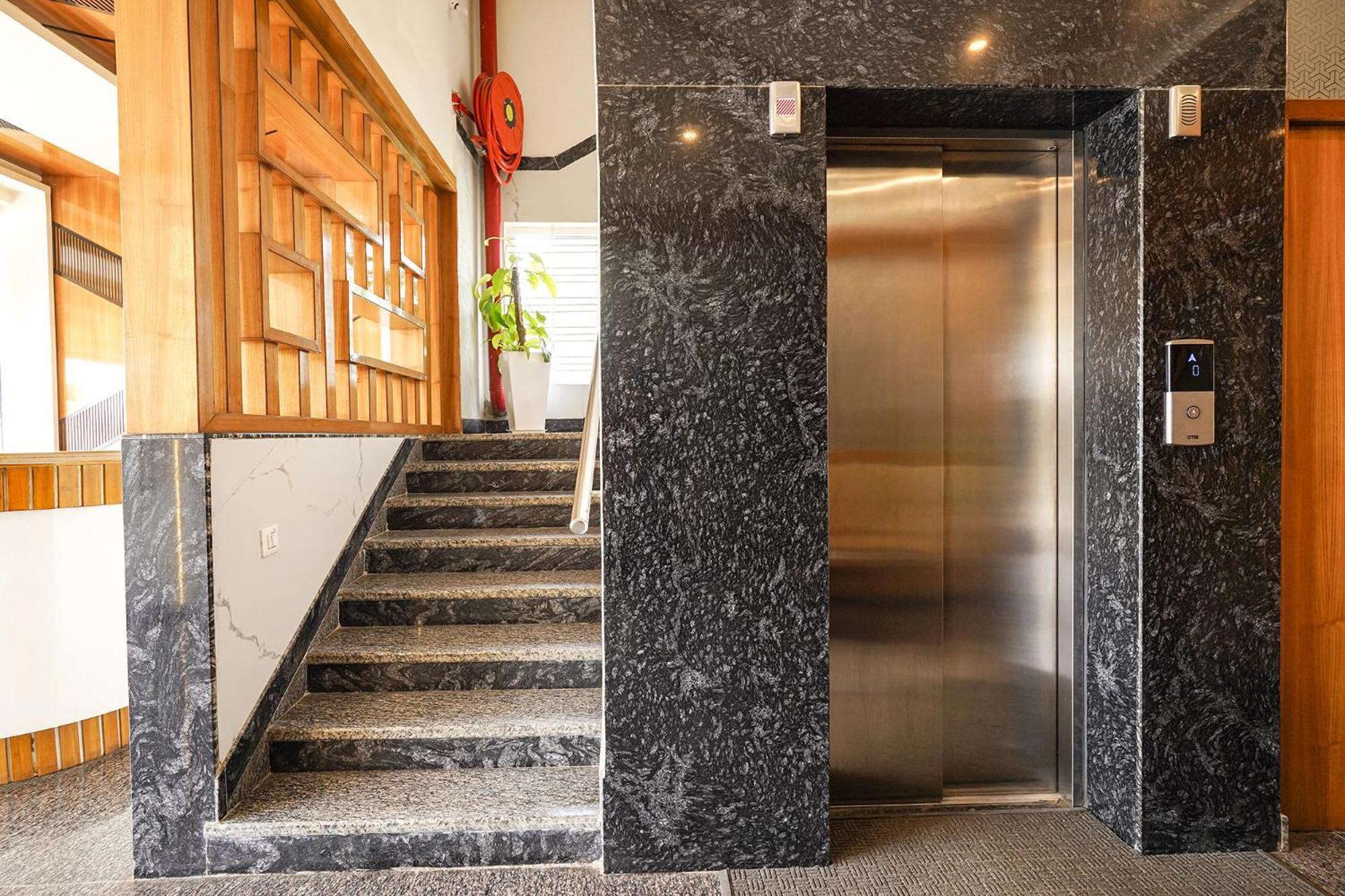Fabhotel Prime Mayuri Residency بنغالور المظهر الخارجي الصورة